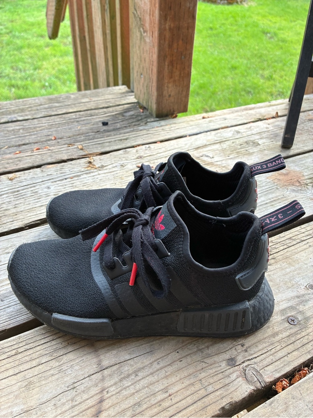 Adidas NMD_R1 Original Black and Red Sneakers Womens 6.5